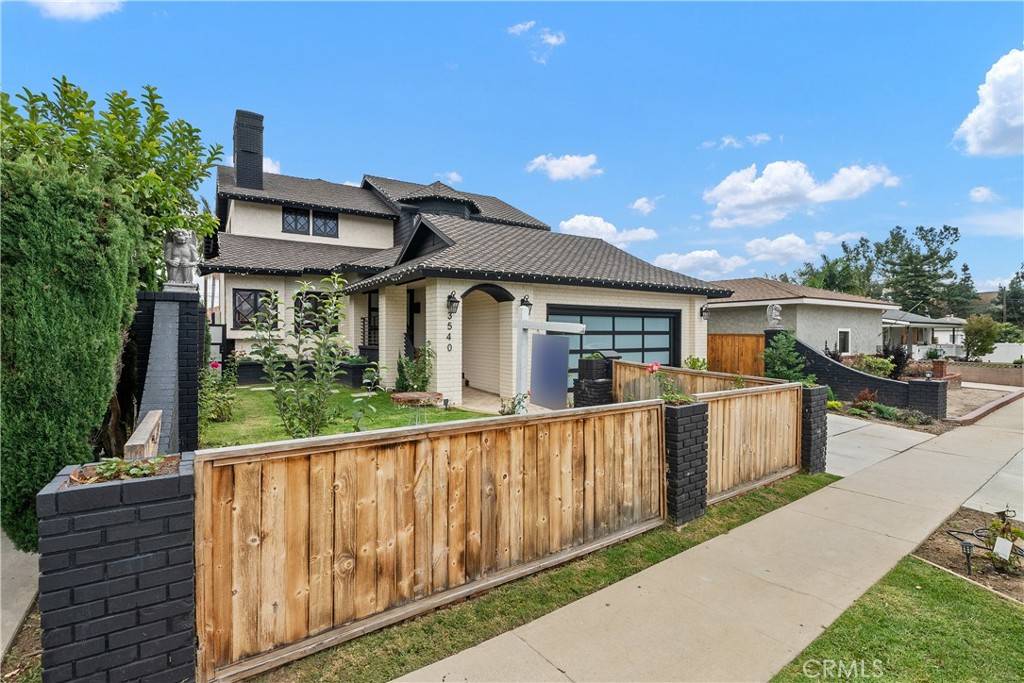 Long Beach, CA 90807,3540 Pine AVE