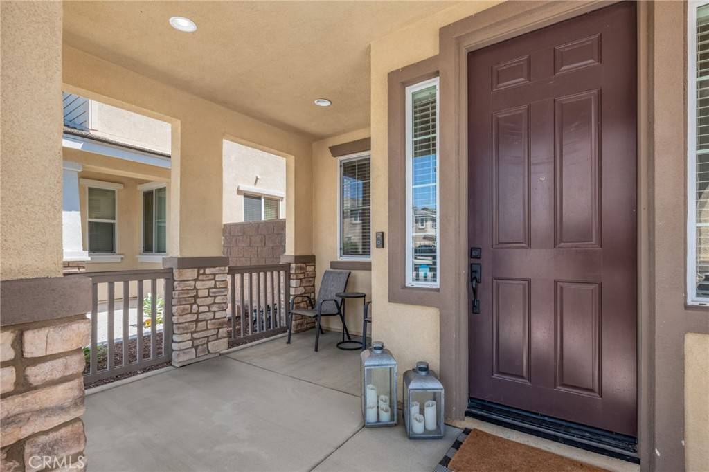 Eastvale, CA 92880,14542 Symphony DR