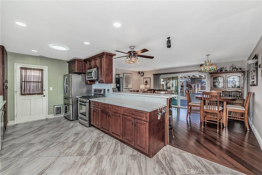 Buena Park, CA 90620,6543 Sequoia DR