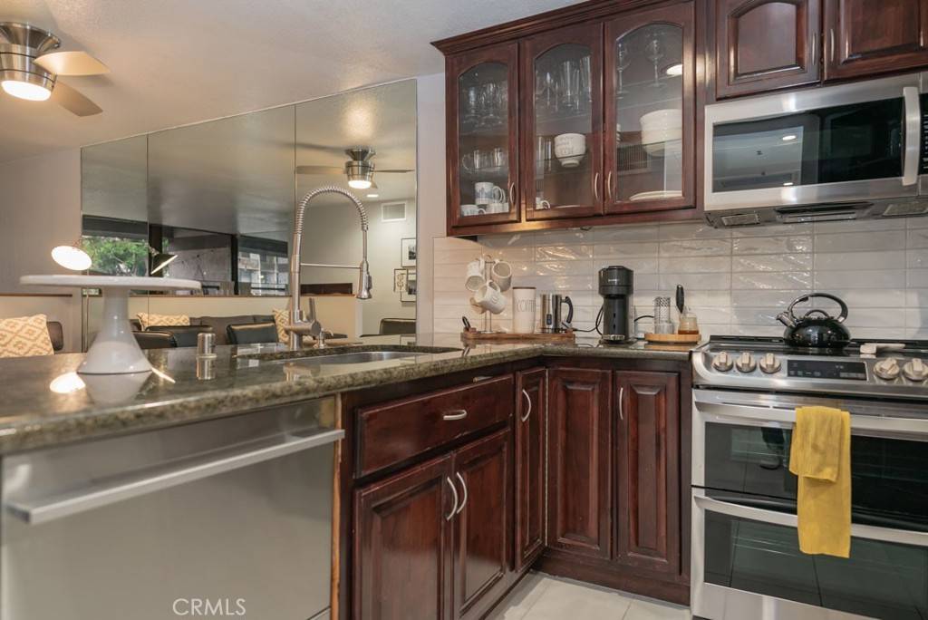 Long Beach, CA 90803,7119 Marina Pacifica DR N