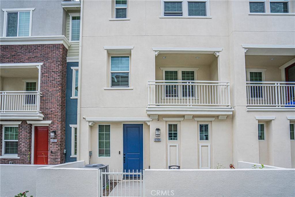 Buena Park, CA 90621,6906 Cottonwood
