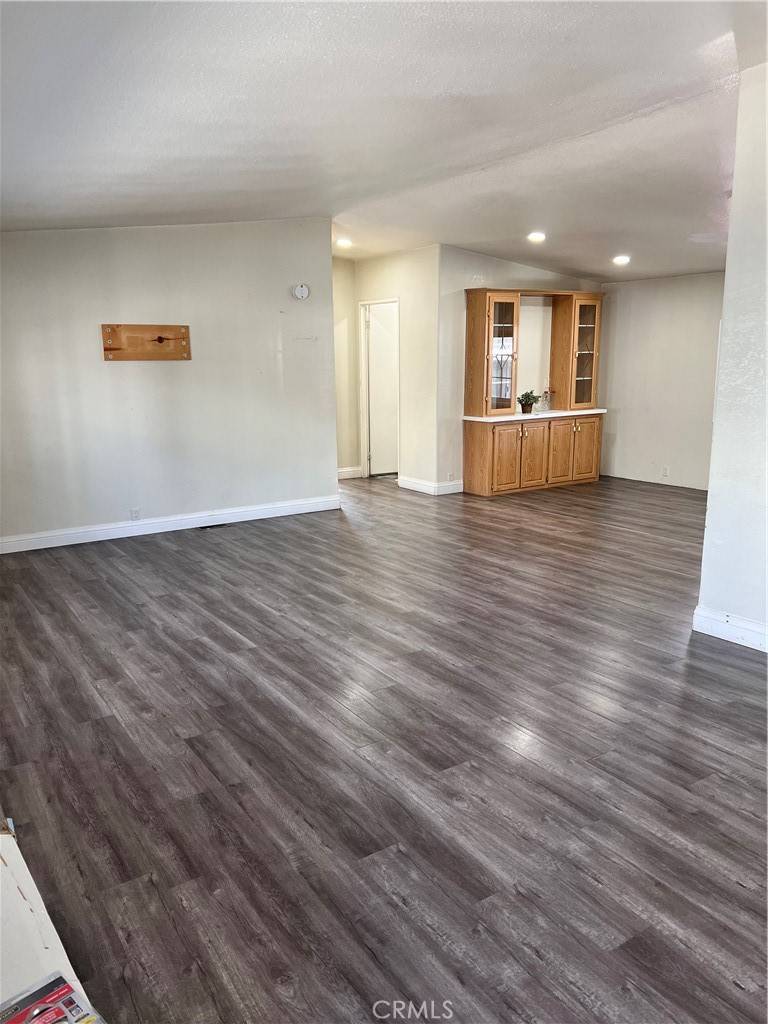 Colton, CA 92324,2851 S La Cadena DR #254