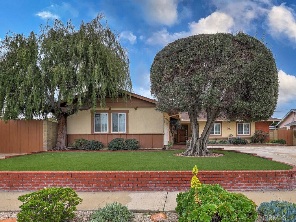 Buena Park, CA 90620,6724 Longfellow DR