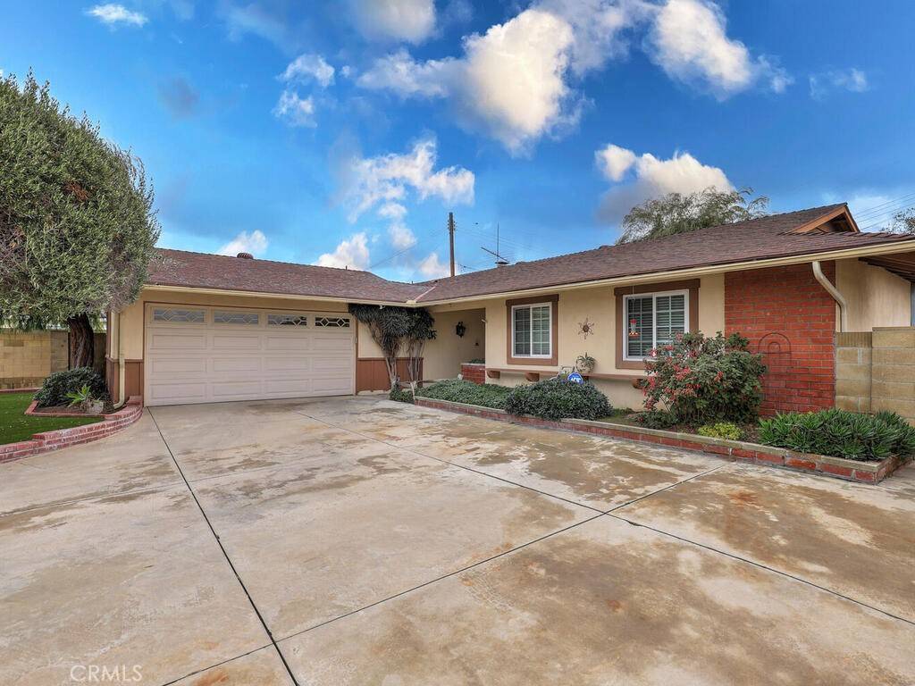 Buena Park, CA 90620,6724 Longfellow DR