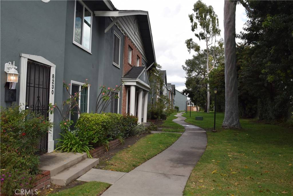 Buena Park, CA 90620,8230 Santa Inez DR