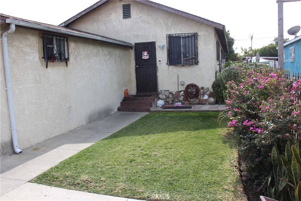 Los Angeles, CA 90003,140 E Colden AVE