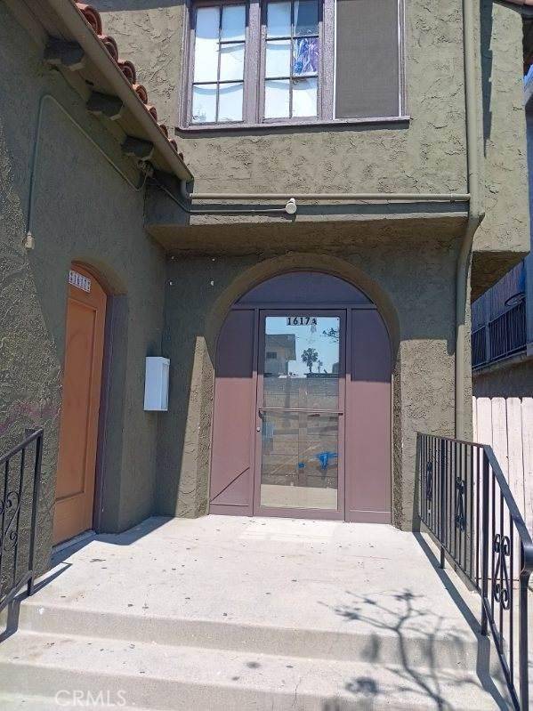 Long Beach, CA 90813,1613 E 7th ST