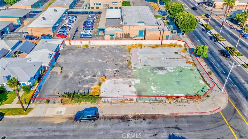Compton, CA 90221,2416 E Alondra BLVD