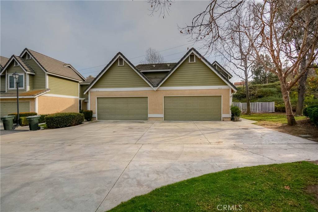 Anaheim Hills, CA 92807,6052 E Summit CT #44