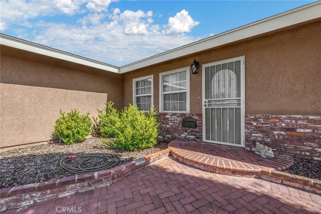 Buena Park, CA 90620,10457 Miranda AVE
