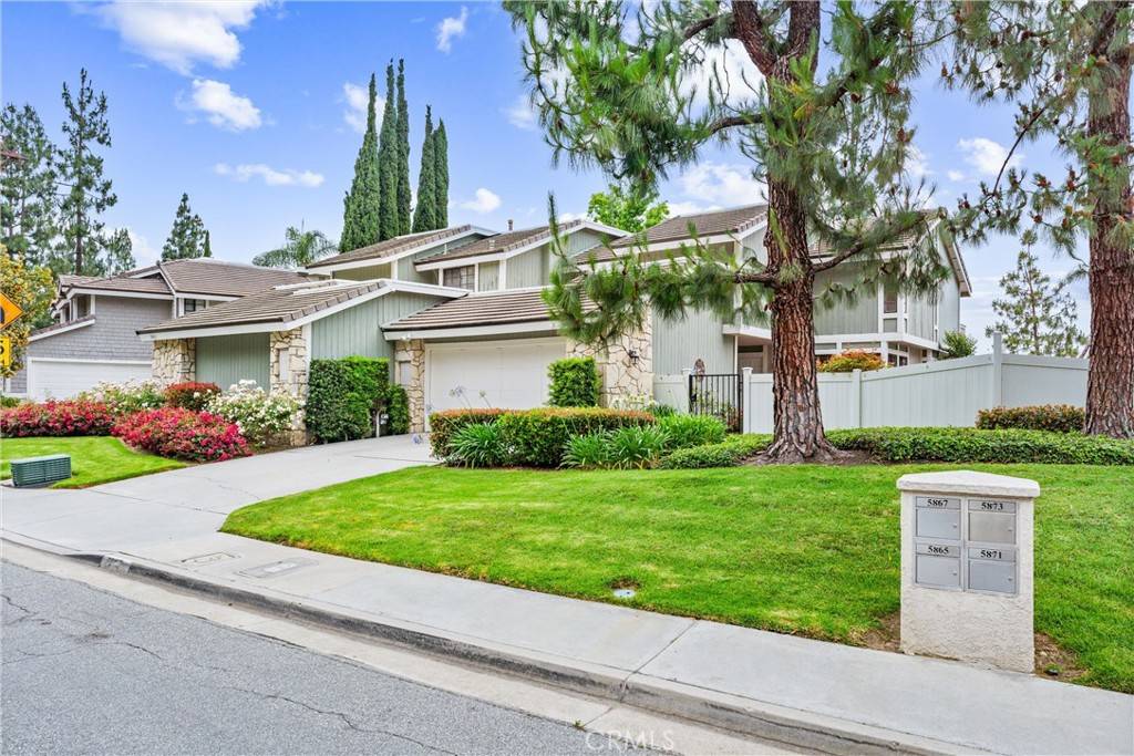 Anaheim Hills, CA 92807,5867 E Mountain Loop Trail