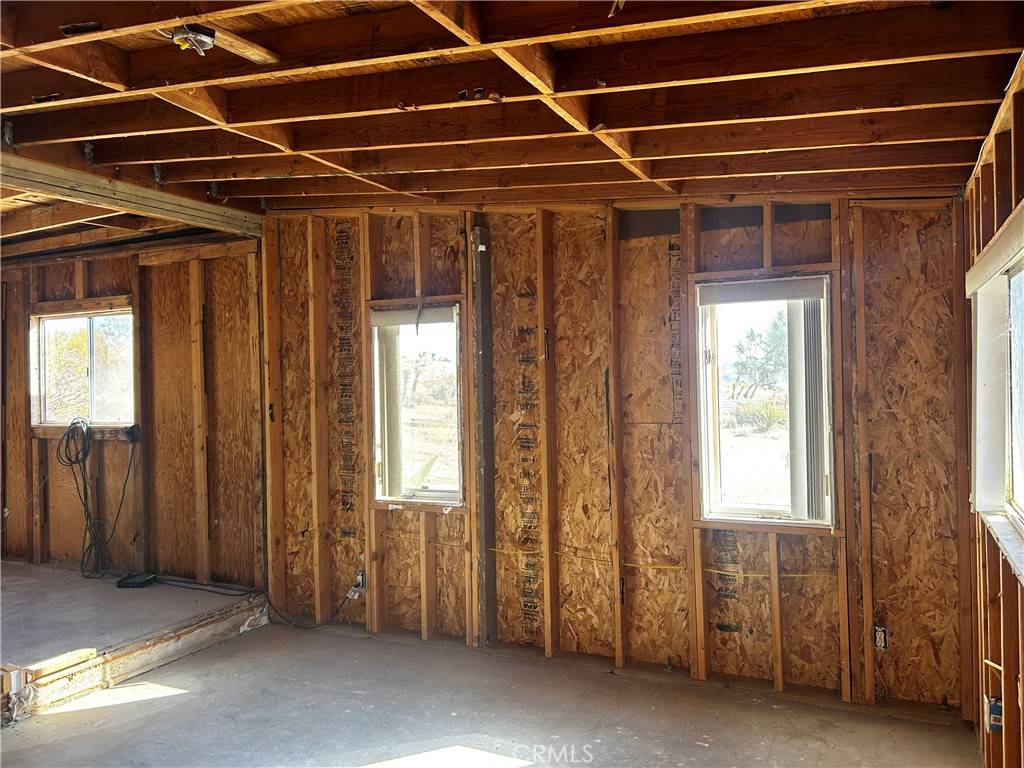 Yucca Valley, CA 92284,57976 Buena Vista DR