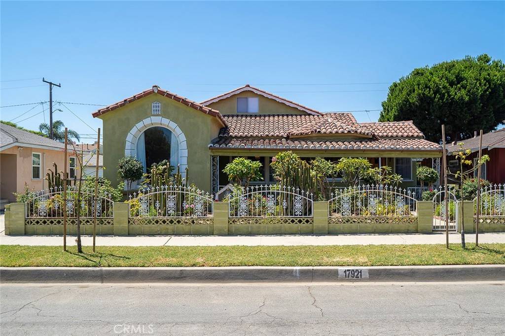 Artesia, CA 90701,17921 Elaine AVE