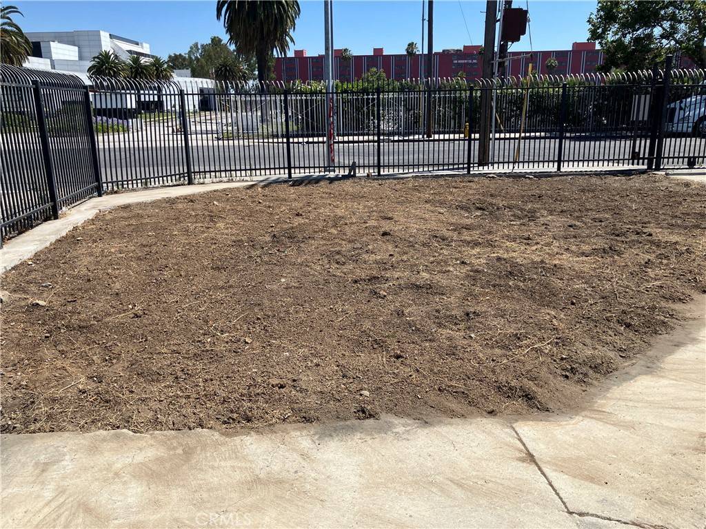 Los Angeles, CA 90021,788 S Alameda ST