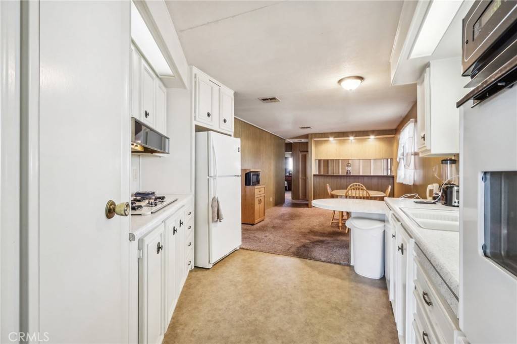 Stanton, CA 90680,11250 Beach BLVD #108