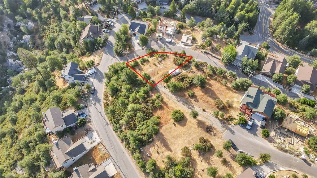 Lake Arrowhead, CA 92352,26867 Inyo CT