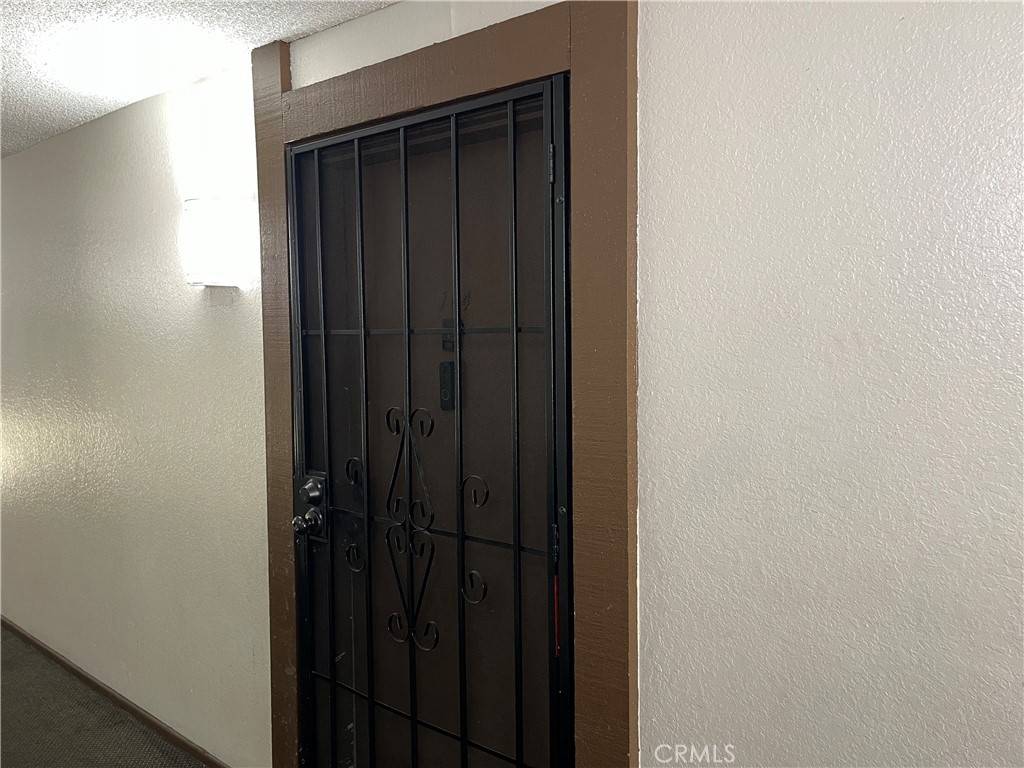Santa Ana, CA 92701,600 W 3rd ST #B104