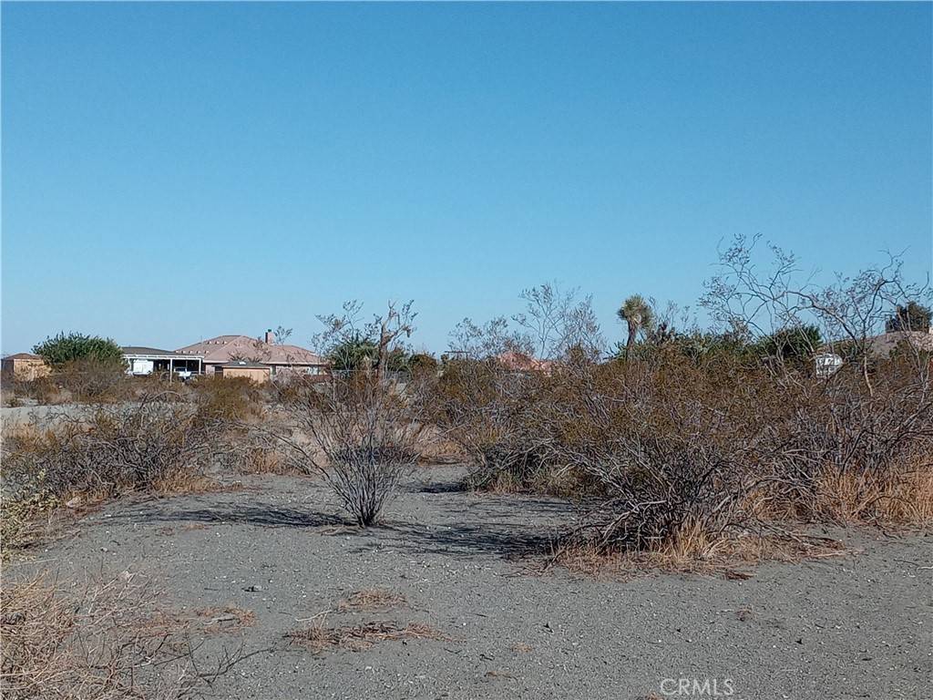 Phelan, CA 92371,0 27 Arcadia Rd.