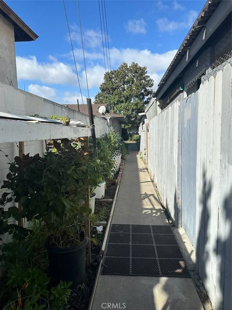 Santa Ana, CA 92704,615 S Euclid ST #54