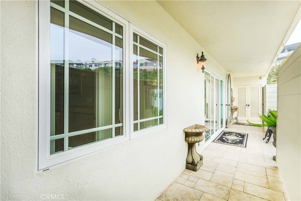 Corona Del Mar, CA 92625,1203 Bayside DR
