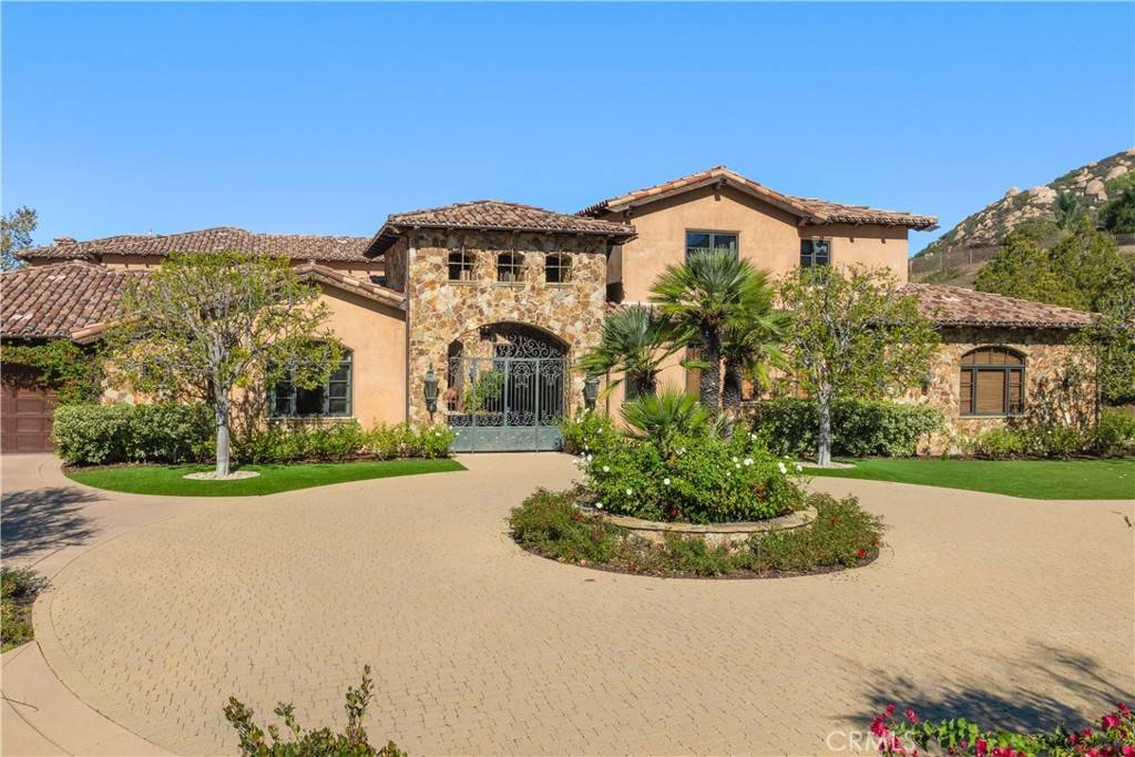Poway, CA 92064,18795 Heritage DR