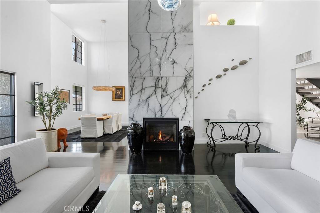 Tarzana, CA 91356,5339 Lindley AVE #304