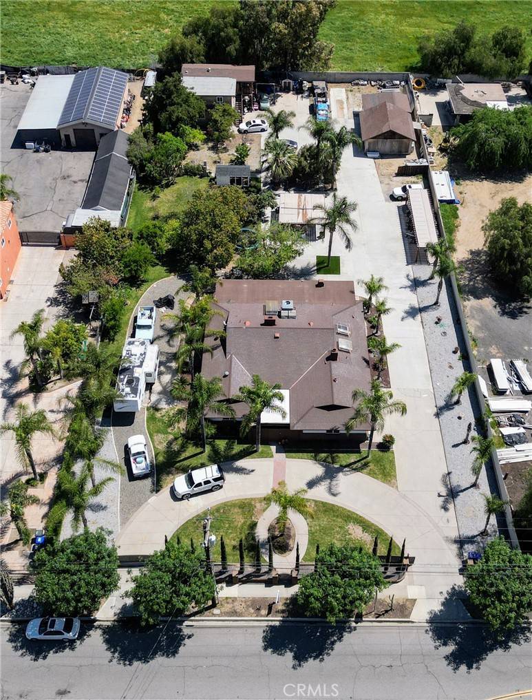Fontana, CA 92337,10881 Oleander AVE