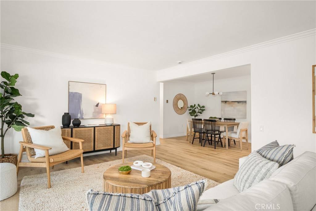 Laguna Woods, CA 92637,3145 Via Vista #B