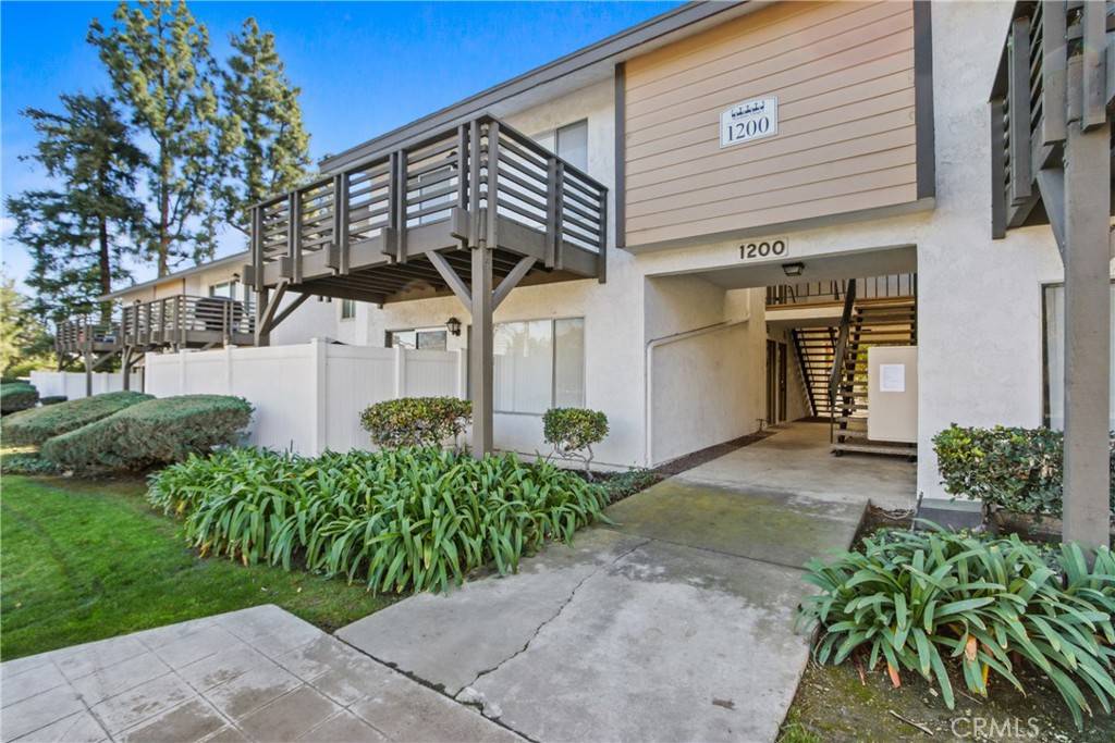 La Habra, CA 90631,1200 W Lambert RD #40