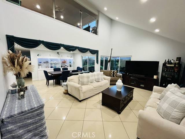 Cerritos, CA 90703,12711 Castleford LN