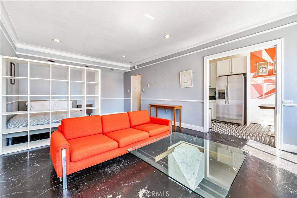 Long Beach, CA 90802,140 Linden AVE #956