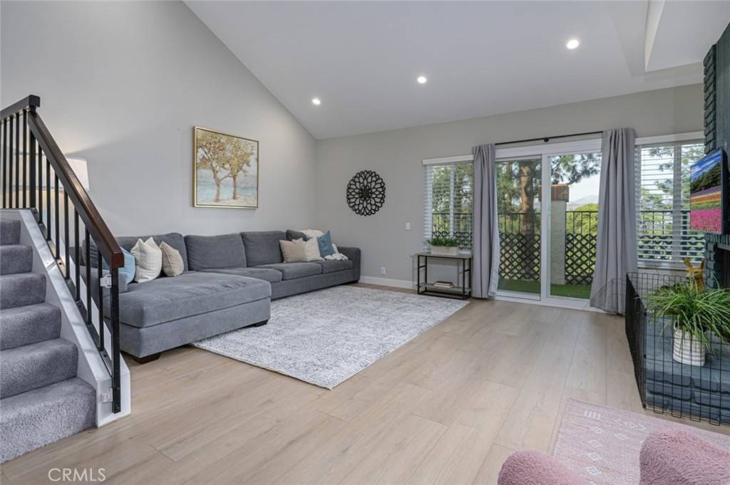 Anaheim Hills, CA 92807,5867 E MOUNTAIN LOOP TRL #11