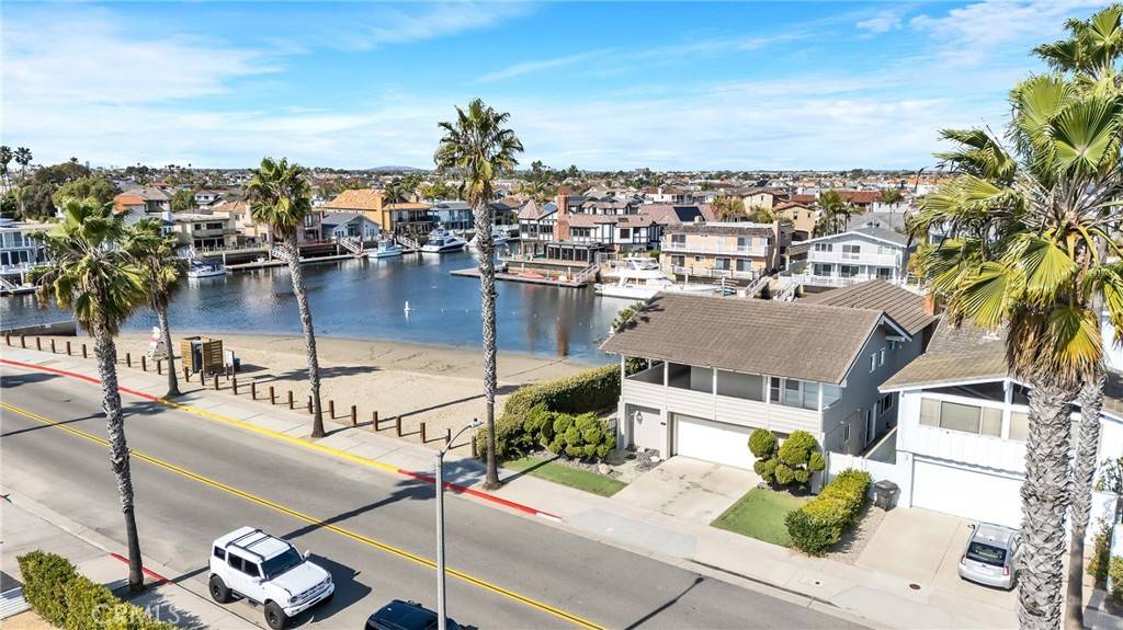 Huntington Beach, CA 92649,4051 Davenport DR