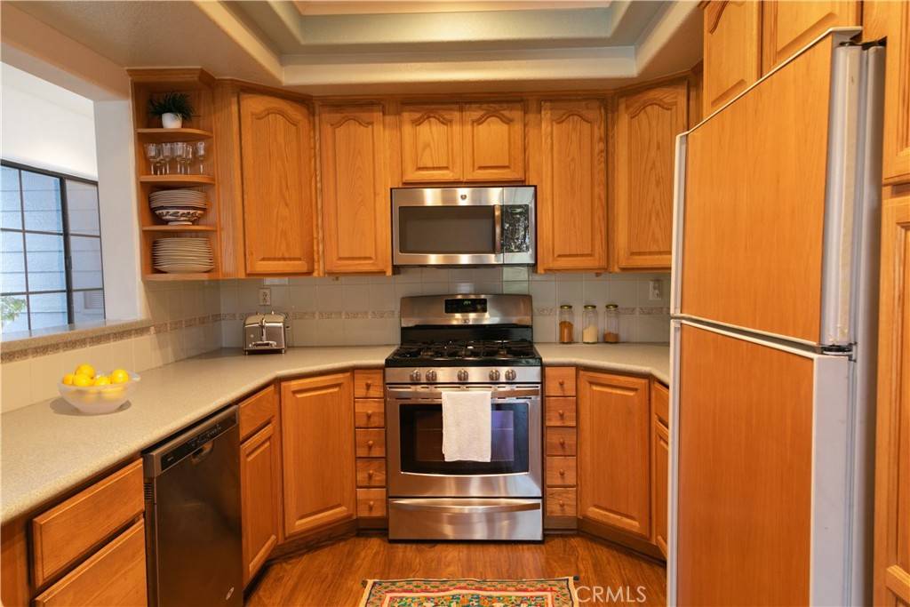 Huntington Beach, CA 92646,20271 Sealpoint #104