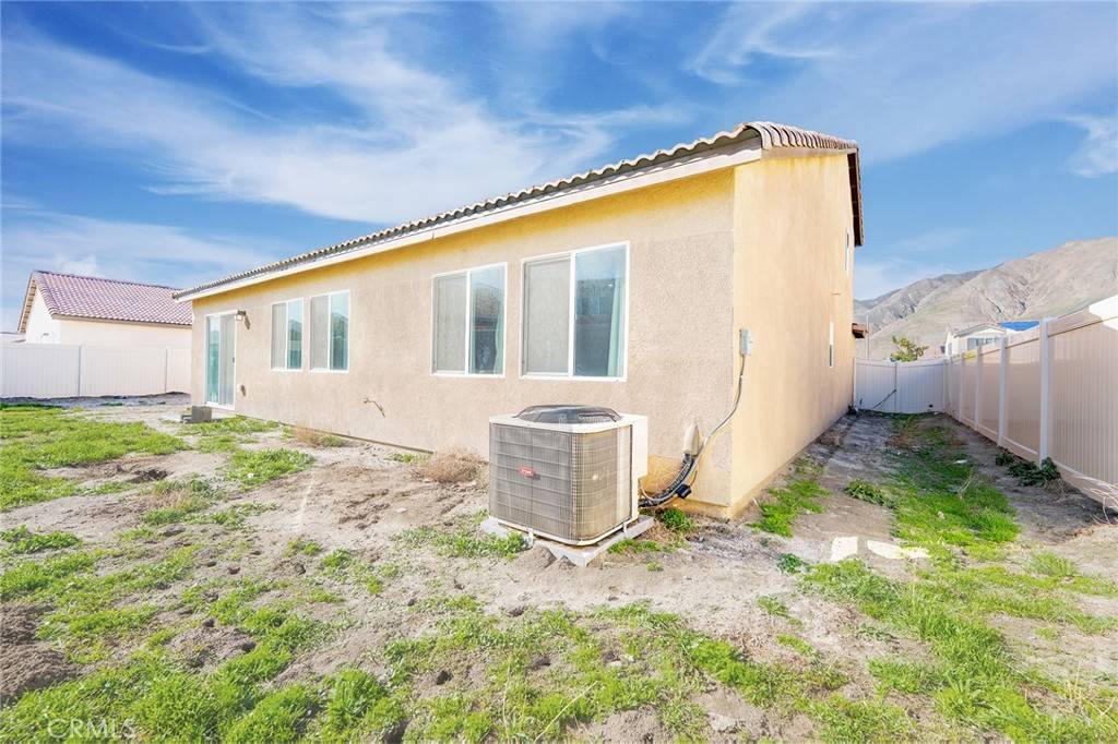 San Jacinto, CA 92583,740 Burt ST