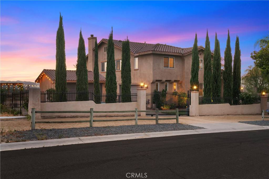 Norco, CA 92860,1104 Thoroughbred LN