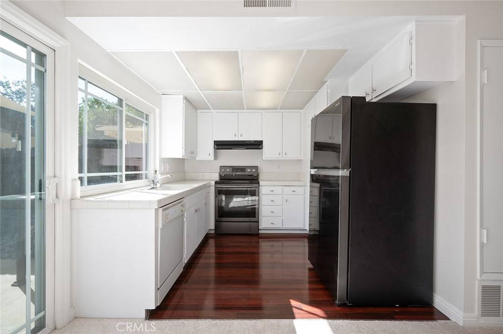 La Palma, CA 90623,5235 Salisbury CIR