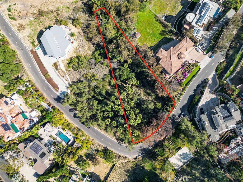 Santa Ana, CA 92705,2185 Lemon Heights DR