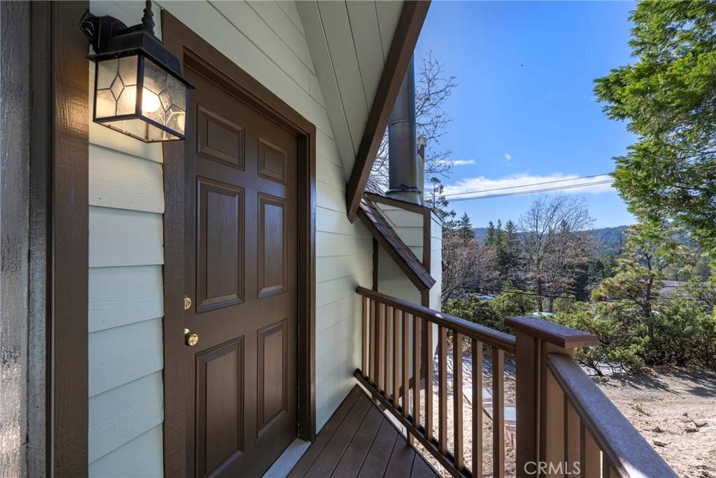 Lake Arrowhead, CA 92352,743 Rhine RD
