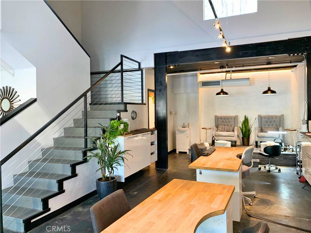 Upland, CA 91786,1452 W 9th Street Unit D