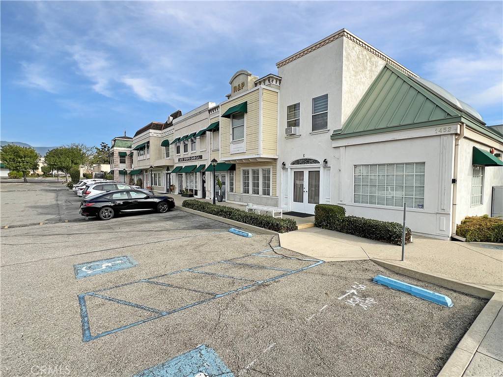 Upland, CA 91786,1452 W 9th Street Unit E