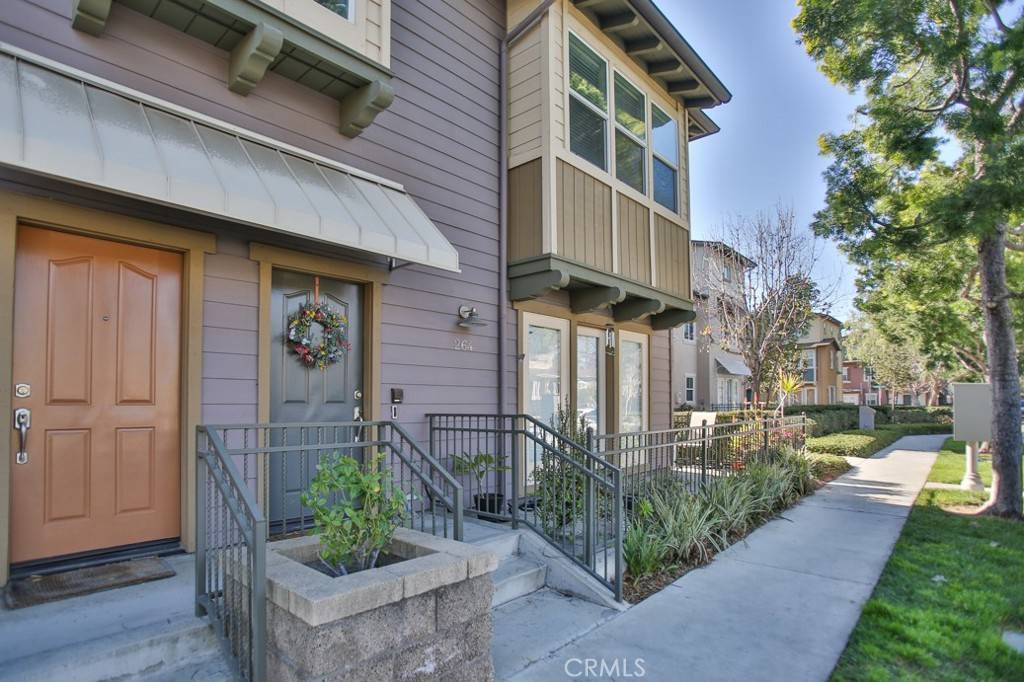 Tustin, CA 92782,264 blue sky dr