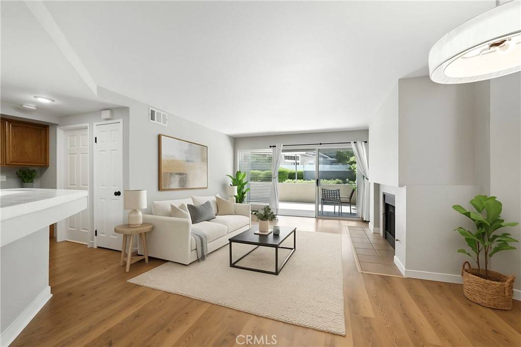 Camarillo, CA 93012,6050 Via Montanez