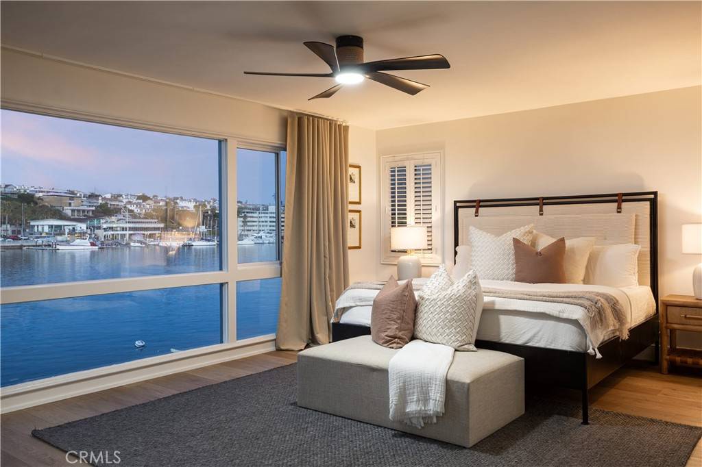 Newport Beach, CA 92663,310 Via Lido Nord