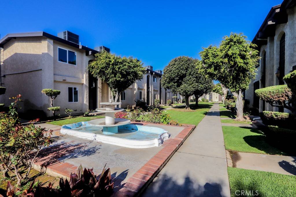 Montebello, CA 90640,1301 S Greenwood #44