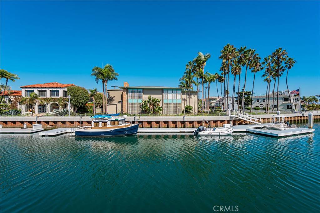 Long Beach, CA 90803,15 The Colonnade