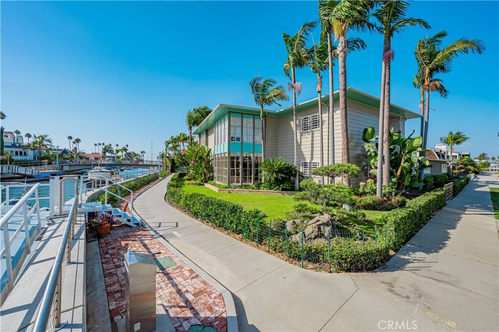 Long Beach, CA 90803,15 The Colonnade
