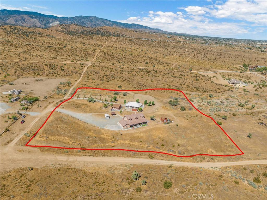 Phelan, CA 92371,8164 Flowerfield RD