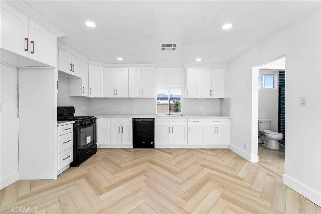 Riverside, CA 92503,9540 Primrose DR