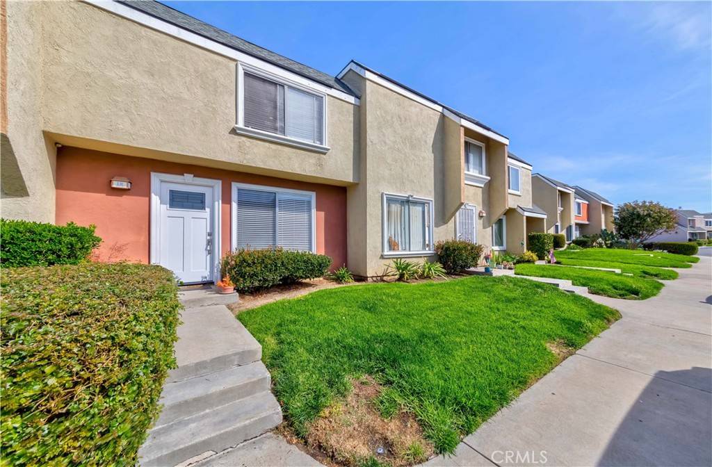 Irvine, CA 92604,18 Heritage